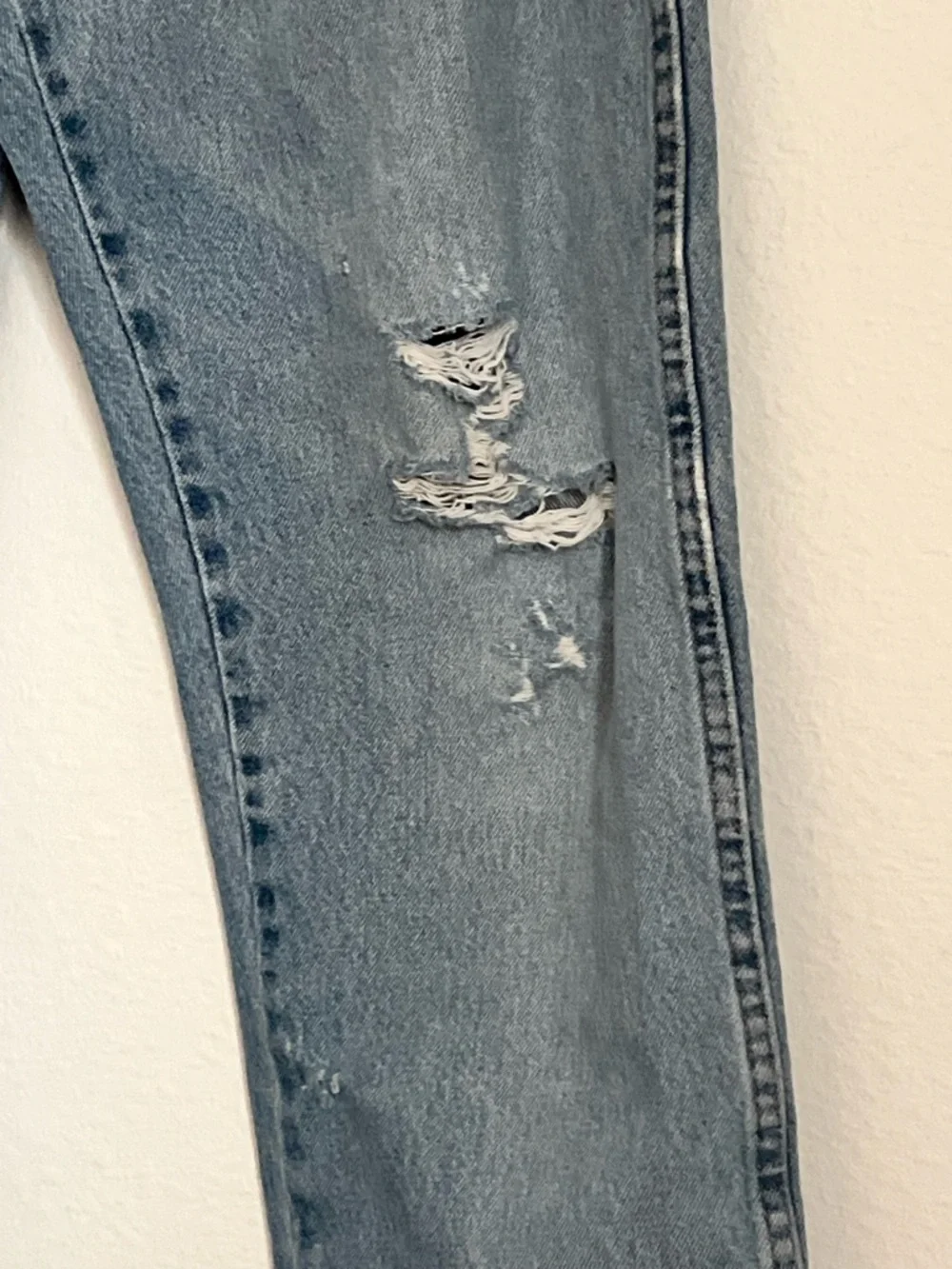 Rustler Light Blue Relaxed Straight-Leg Jeans with Distress, Size 33/32